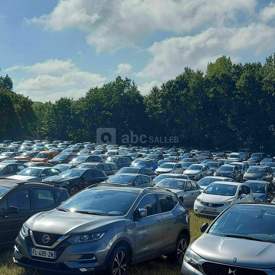 Parking des pentes du château Professionnels uniquement