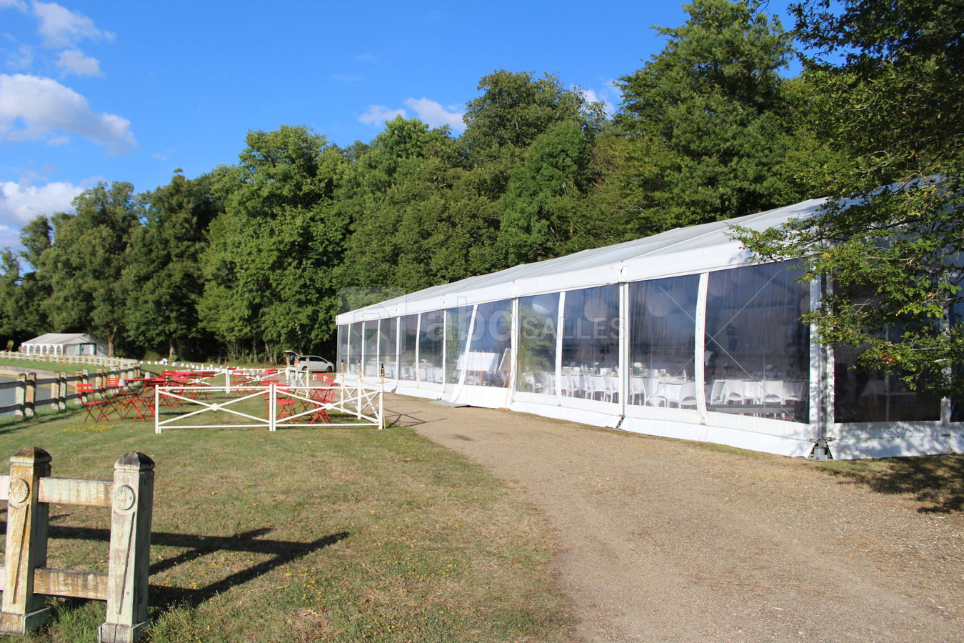 Installation de chapiteau