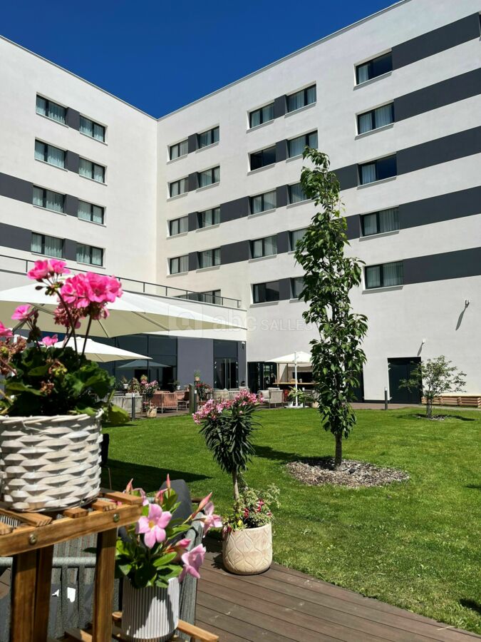 Terrasse - Holiday Inn Paris CDG Airport