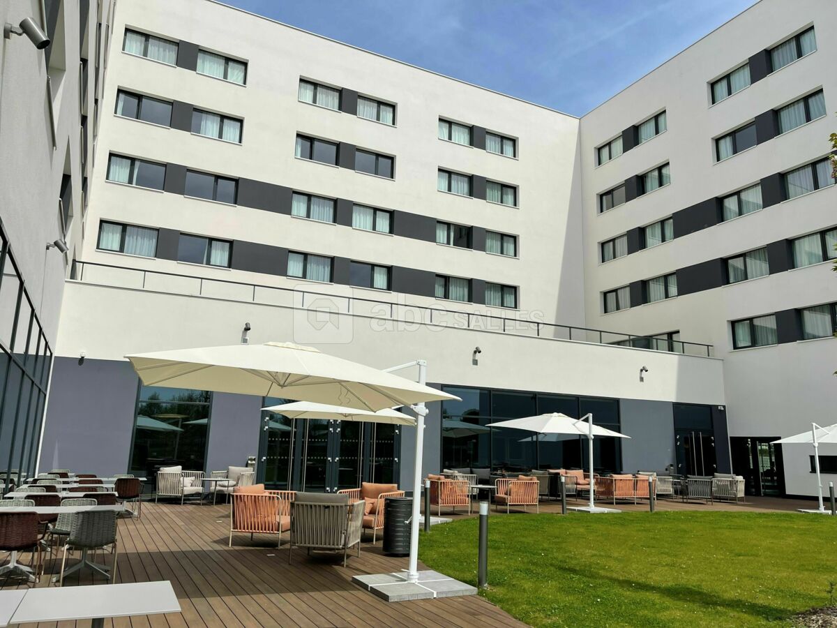 Terrasse - Holiday Inn Paris CDG Airport