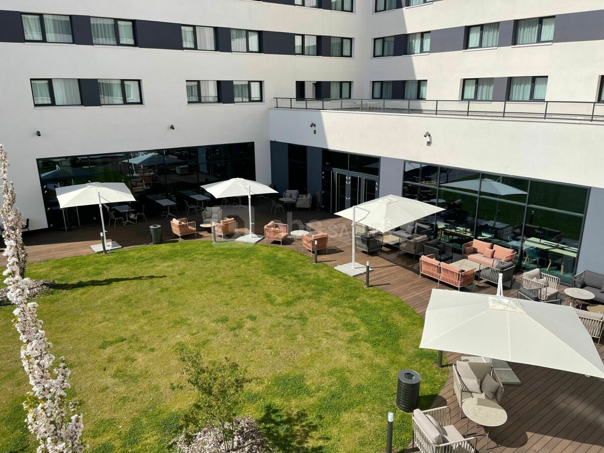Terrasse - Holiday Inn Paris CDG Airport