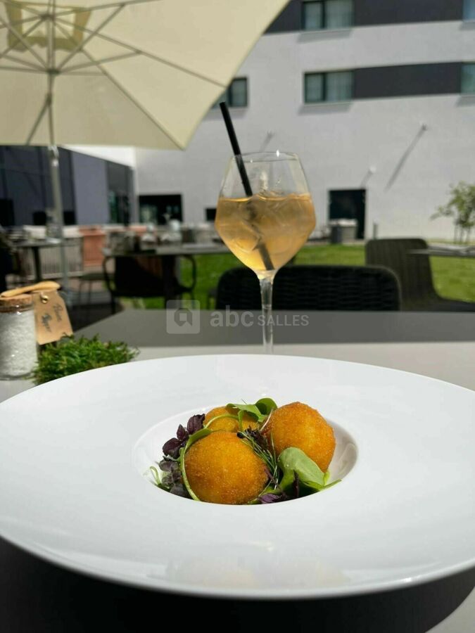 Plat sur terrasse - Holiday Inn Paris CDG Airport