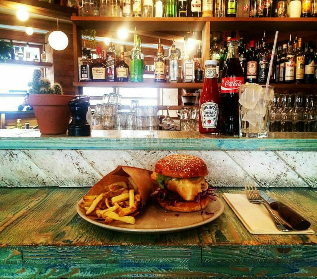 Le Dépanneur Terrasse ABC Salles