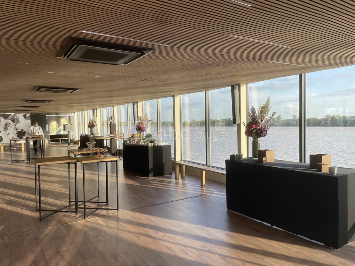 Intérieur de la salle panoramique