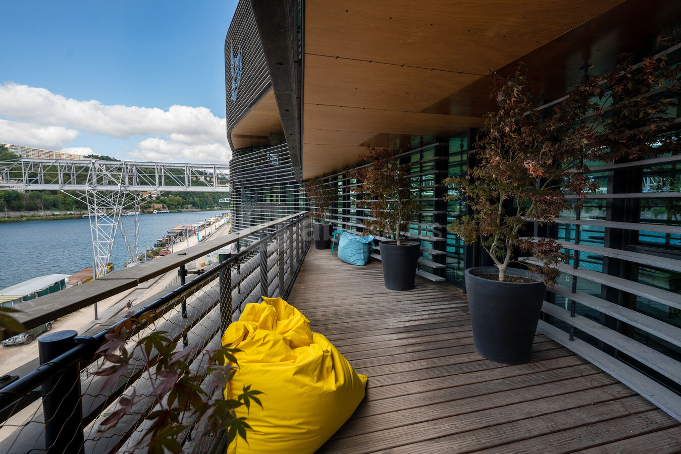Rokoriko Basic - salle de réunion Lyon - terrasse