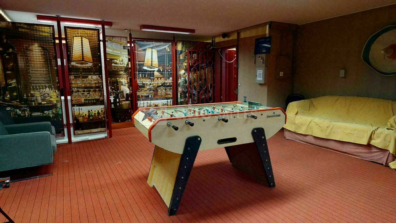 Salle de Jeu : Babby foot Billard, Fléchette, ping pong, mini Golf