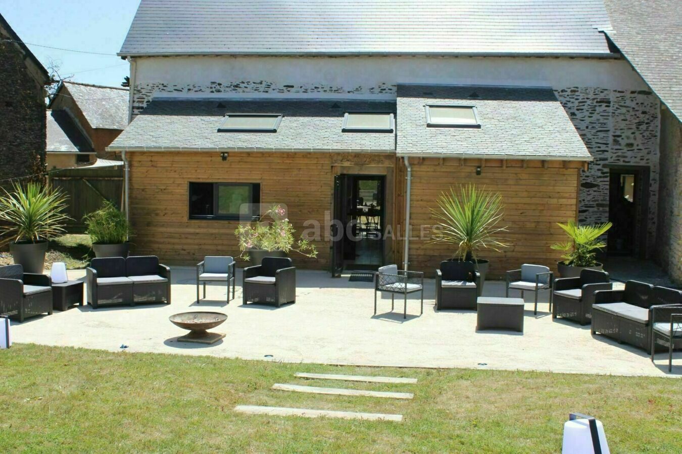 TERRASSE SALLE BELLE PIERRE