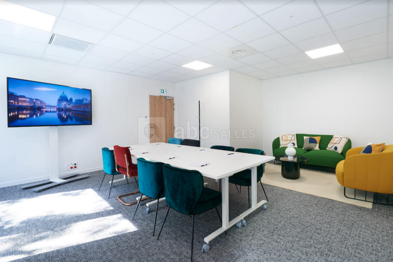 SALLE 102
