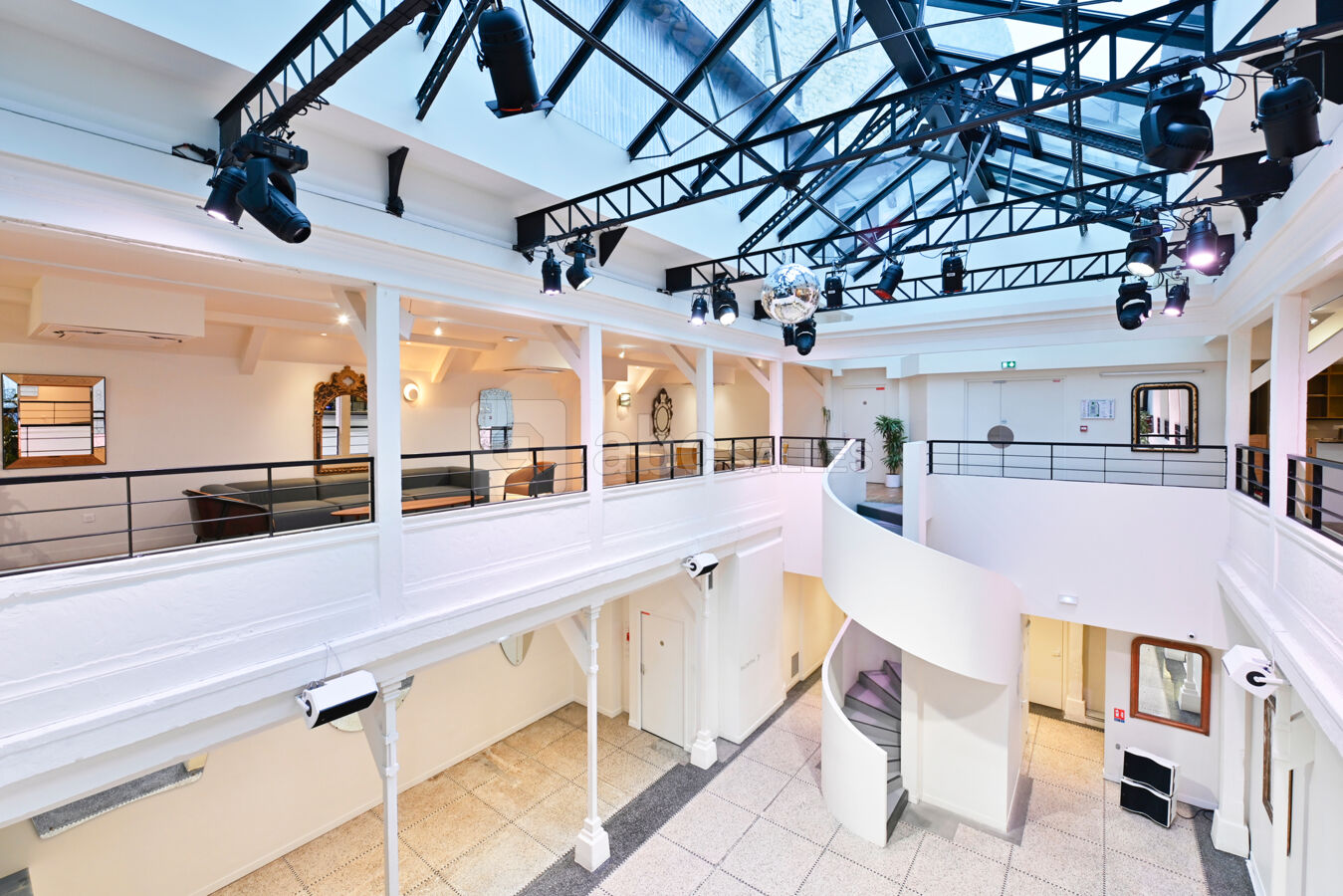 RDC ET MEZZANINE