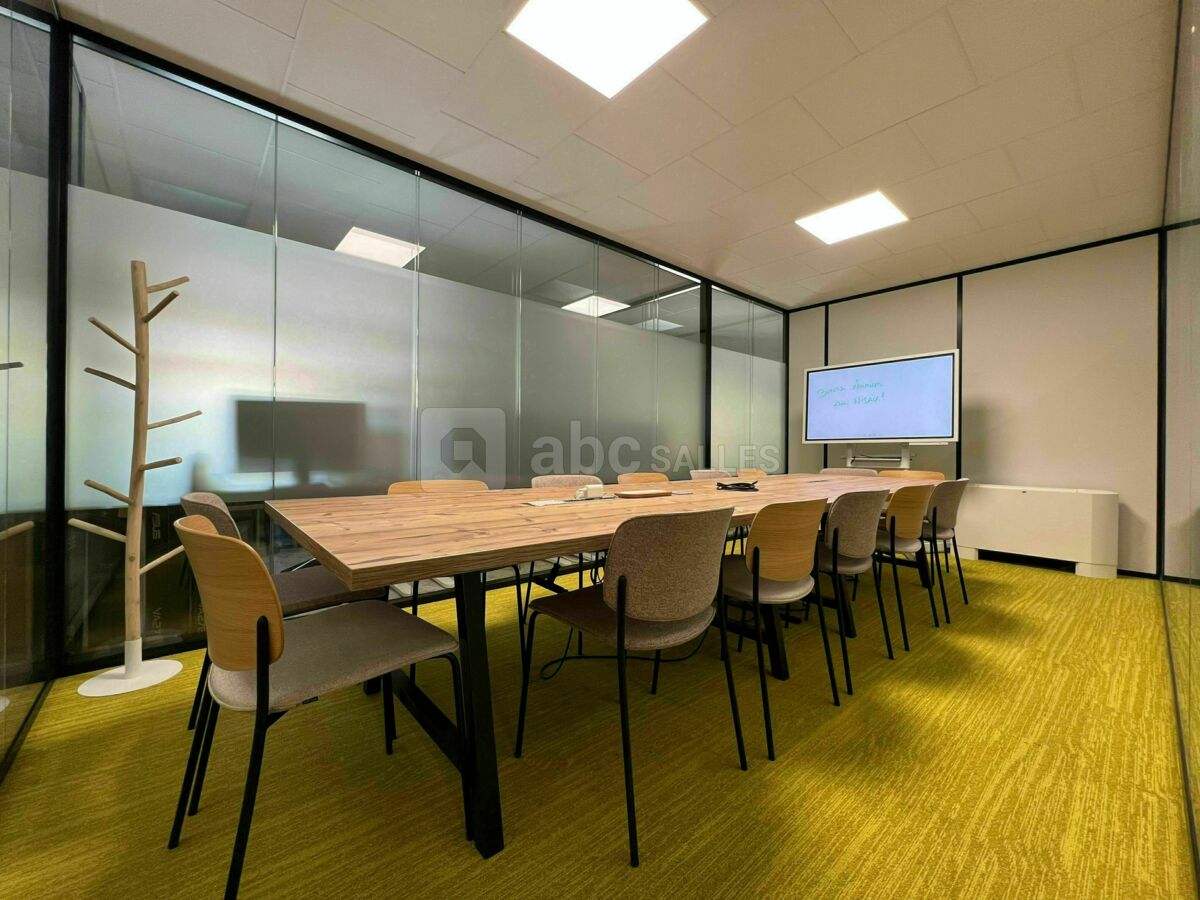 Salle de réunion créative au R+1