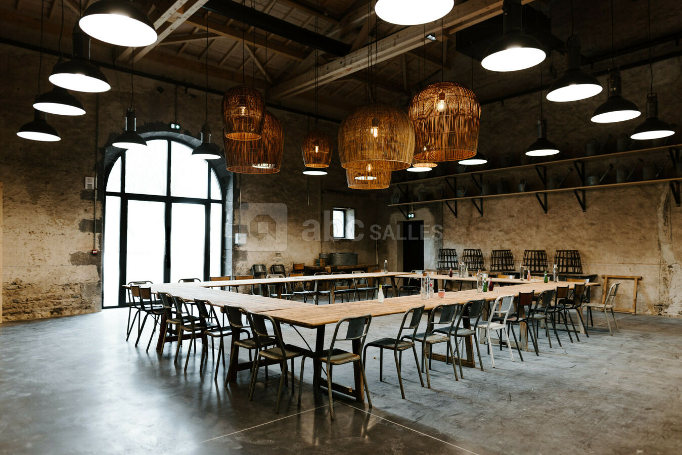Salle aux arrosoirs