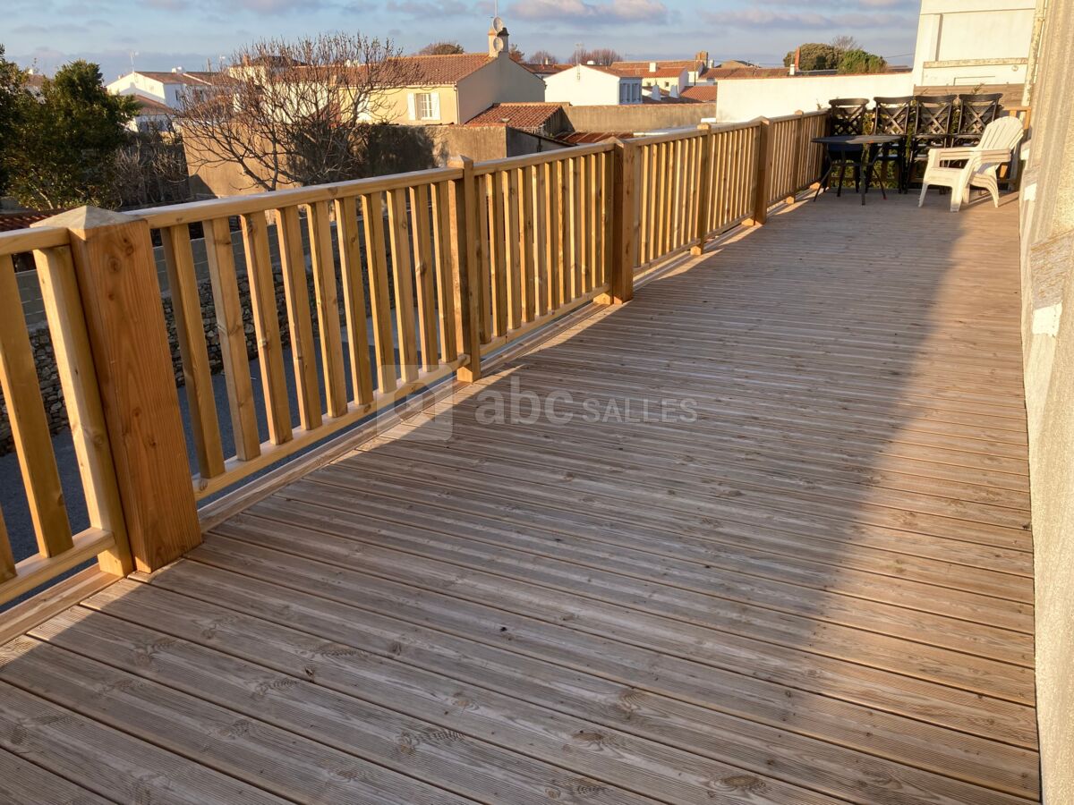 Outdoor Terrace