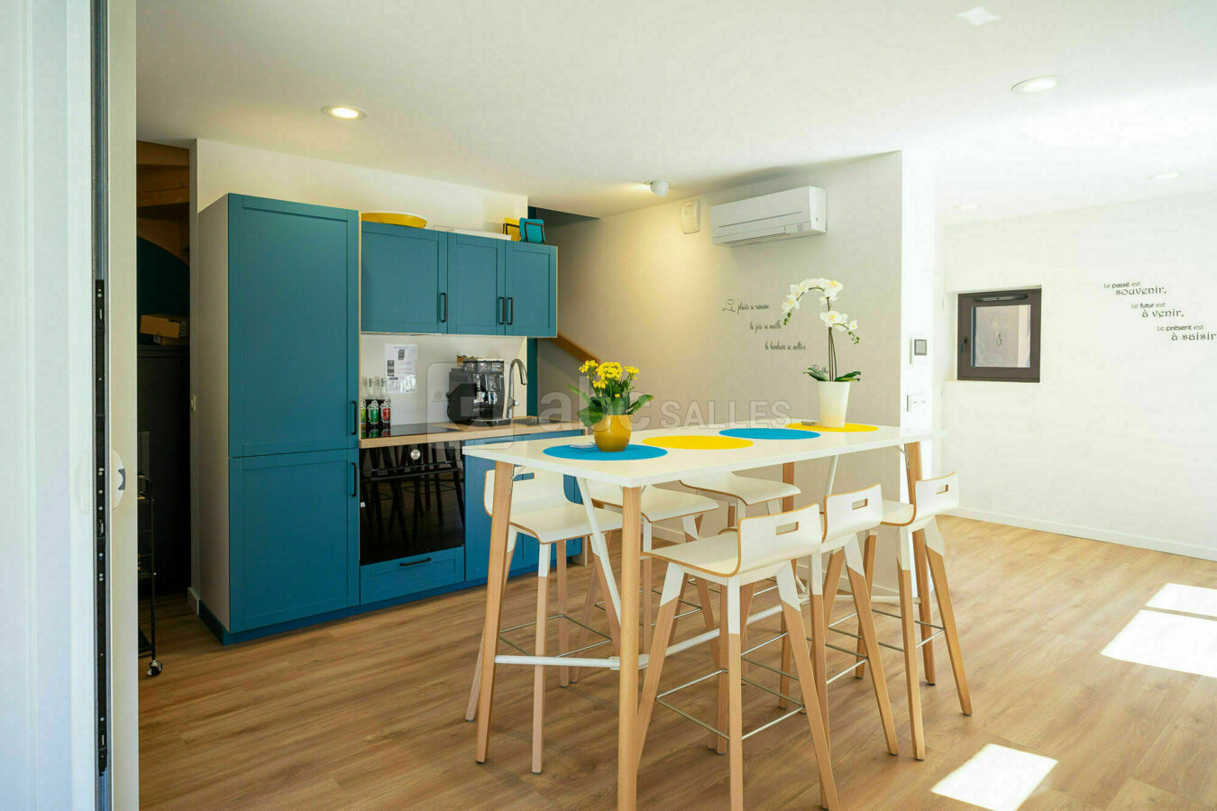 Cuisine espace détente et repas