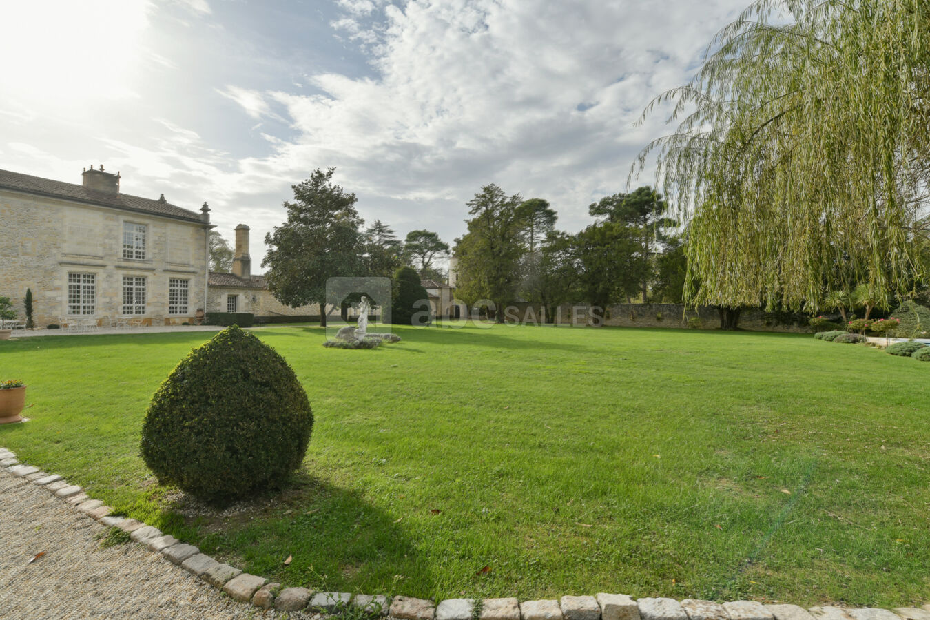 Pelouse extérieure