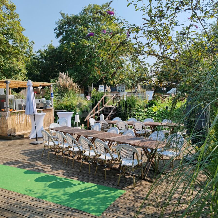 Notre terrasse du bas