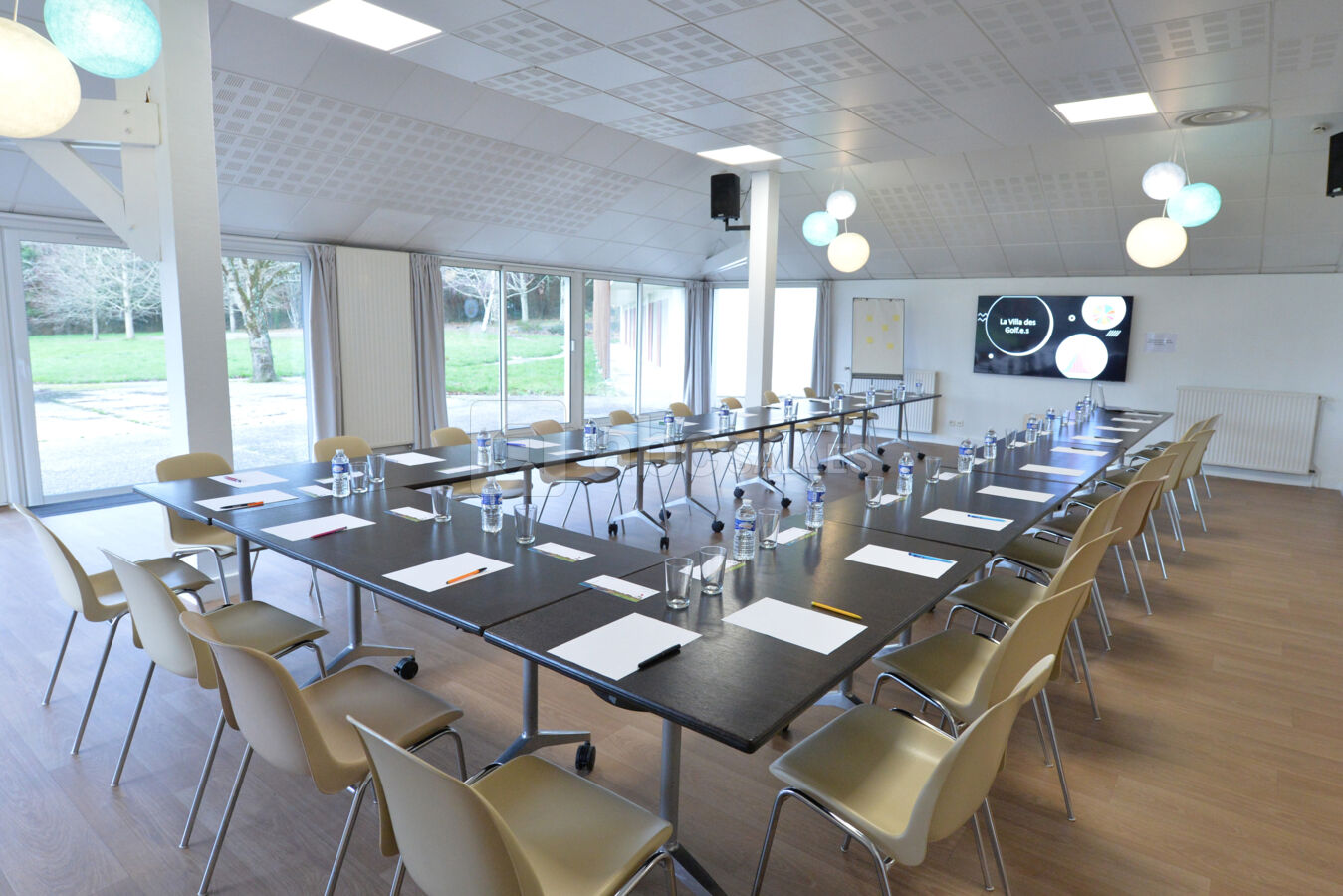Grande salle en U