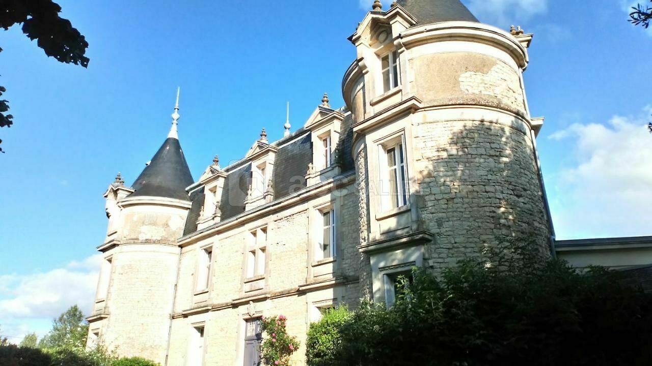 Côté cour