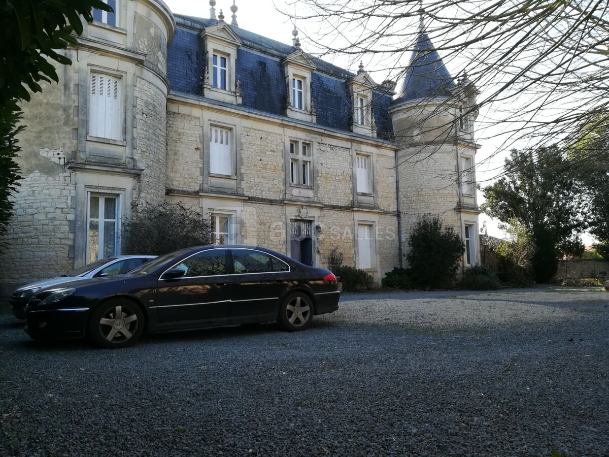 Côté cour