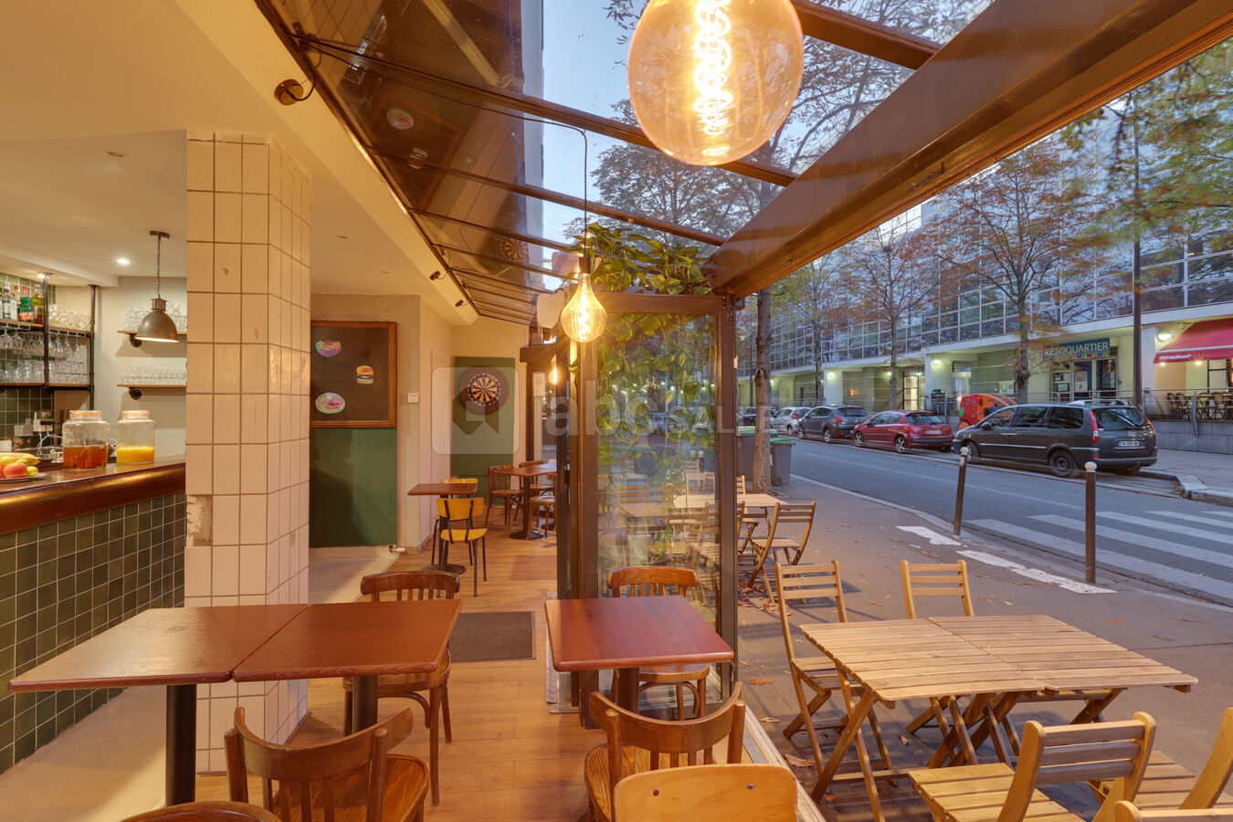 Salle bar