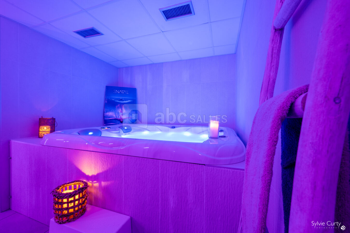Jacuzzi
