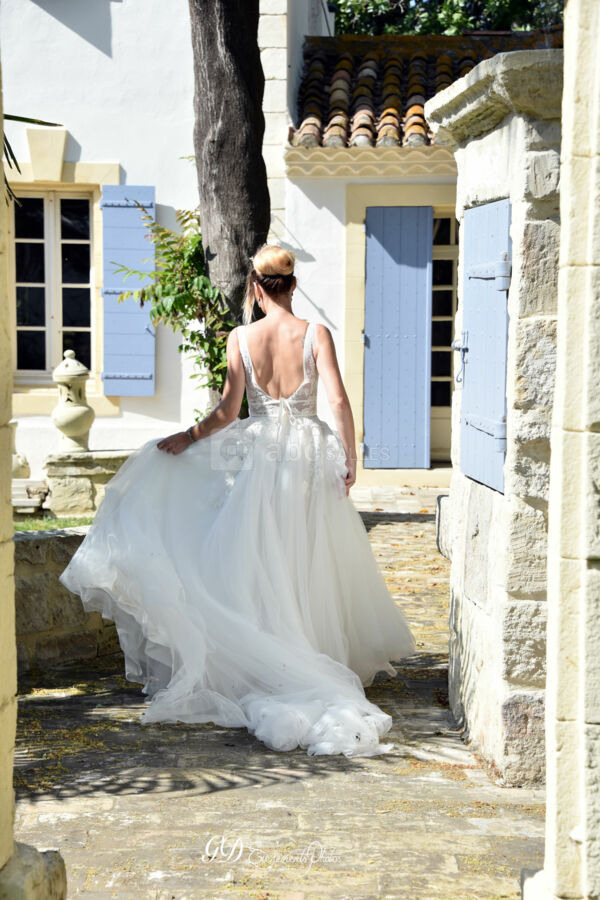 Mariée au mas