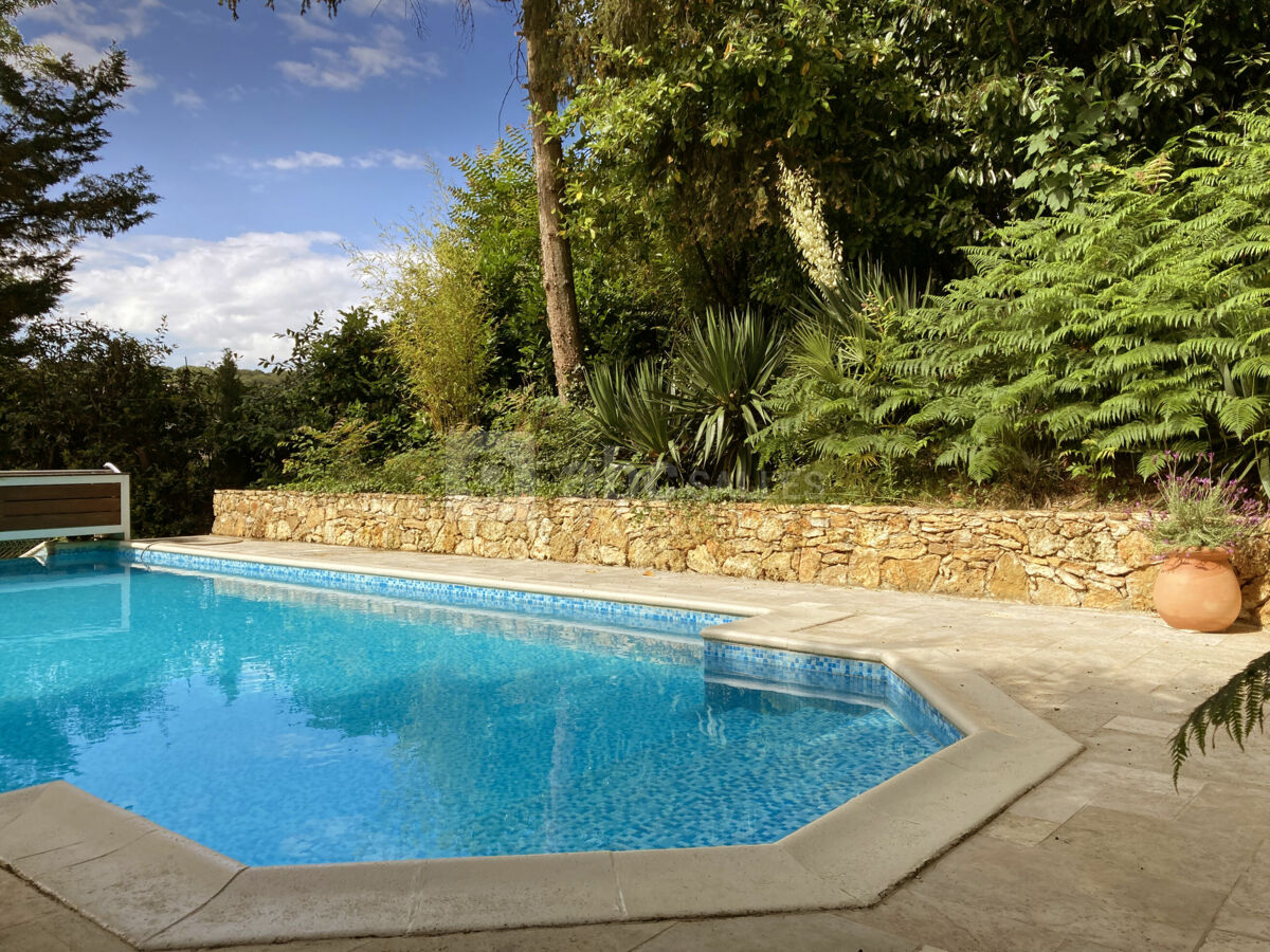 La piscine en été