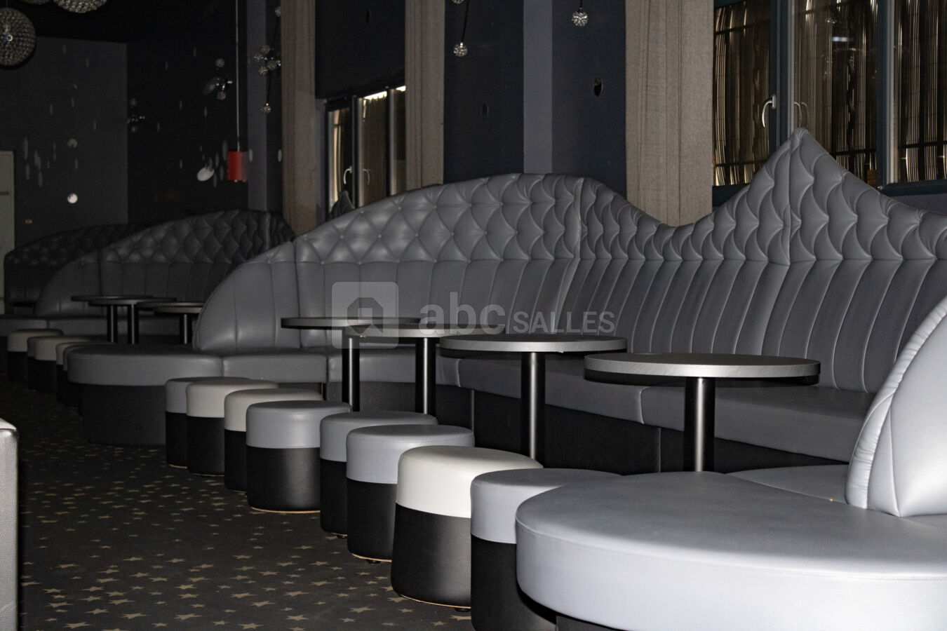Espace côté droit, places assises