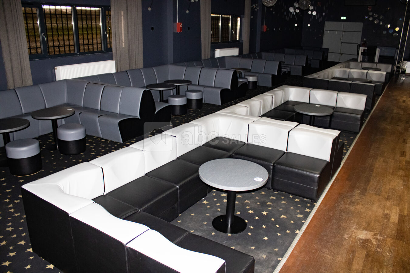 Espace côté gauche, places assises