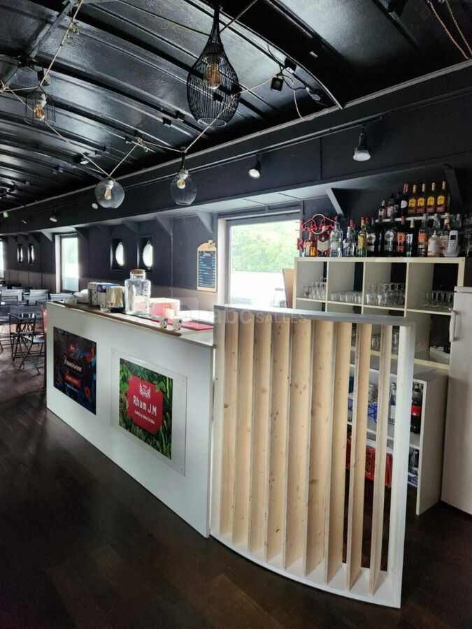 Bar pont inférieur