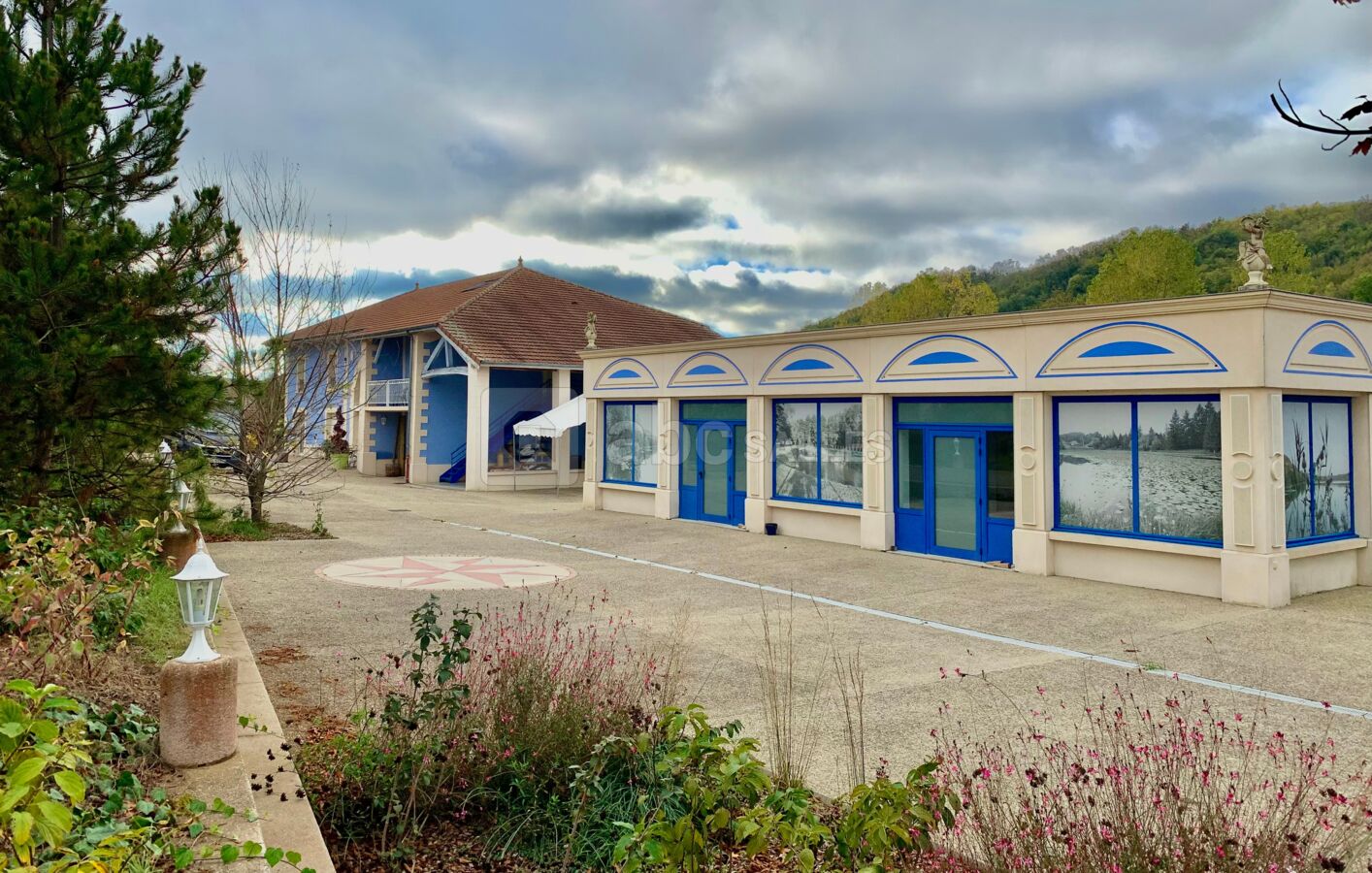 La Maison et la salle de reception