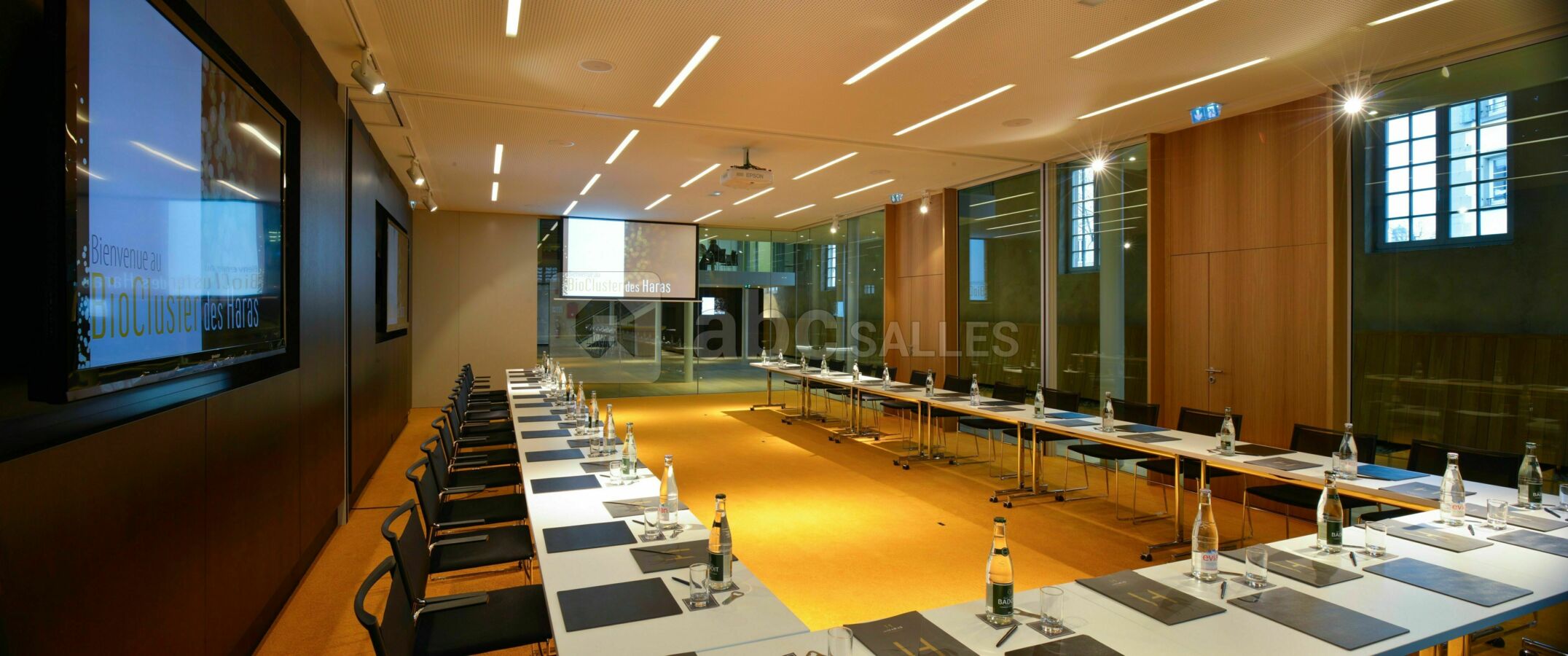 Salle Jardy & Chantilly - U