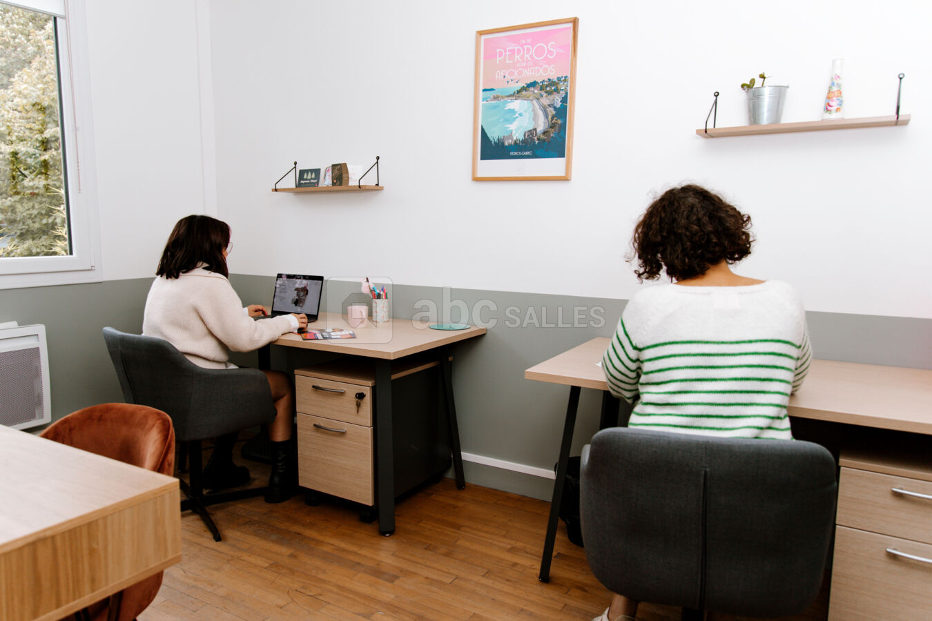Bureau 1