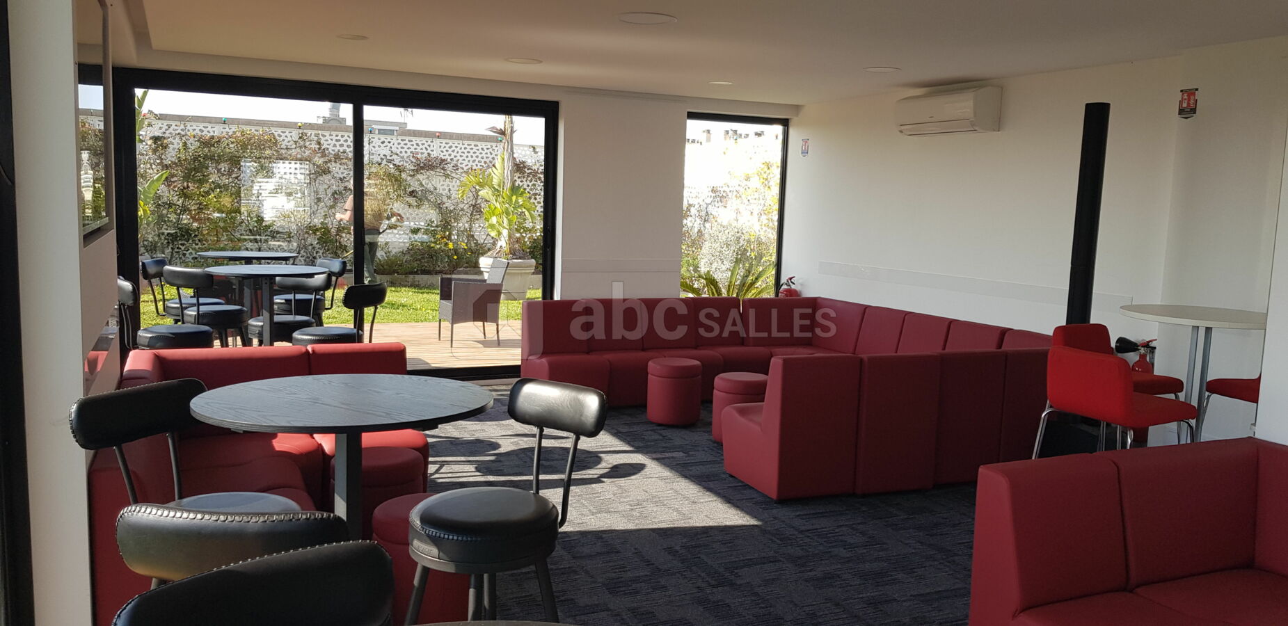 Configuration Salon et soirée dansante