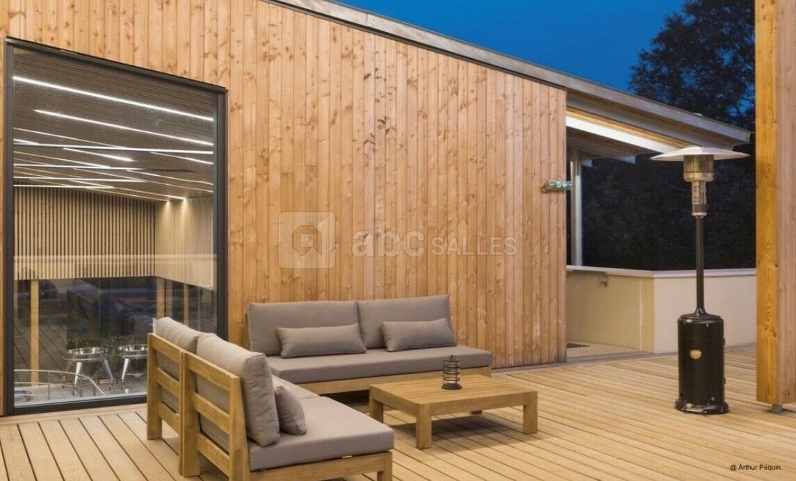 Terrasse aménagée soirée