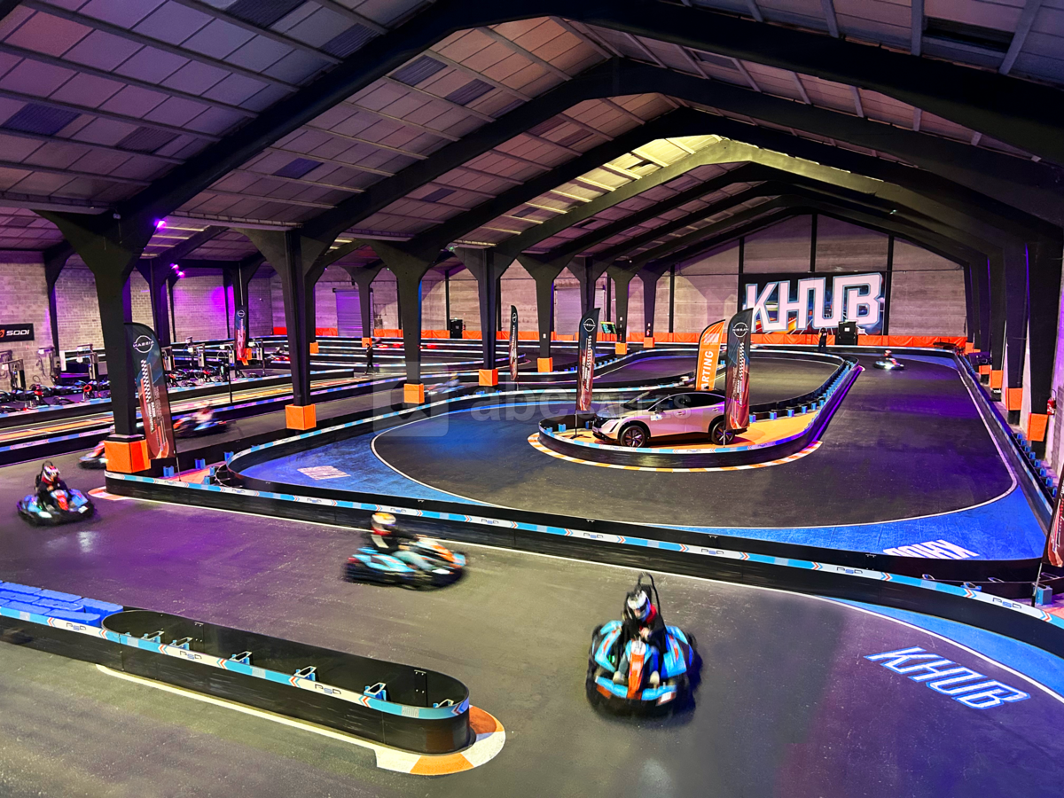Piste indoor de karting électrique