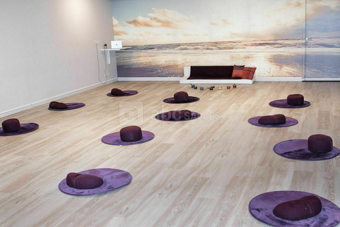 STUDIO 1