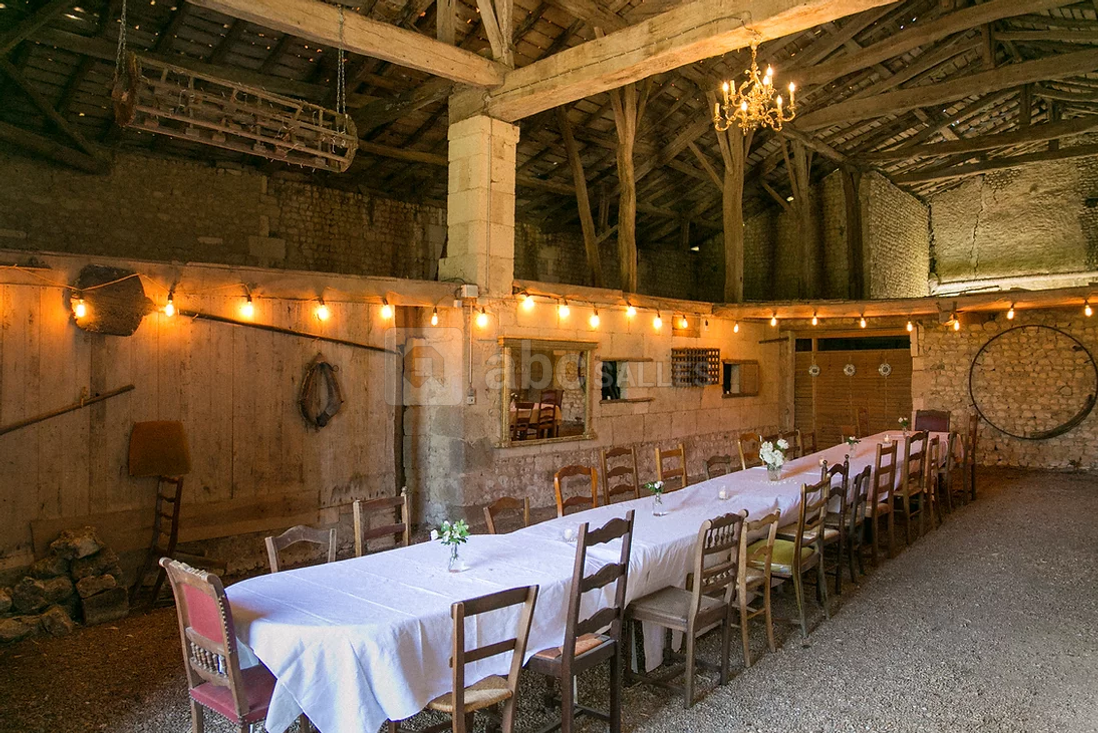 Grange du manoir - tables