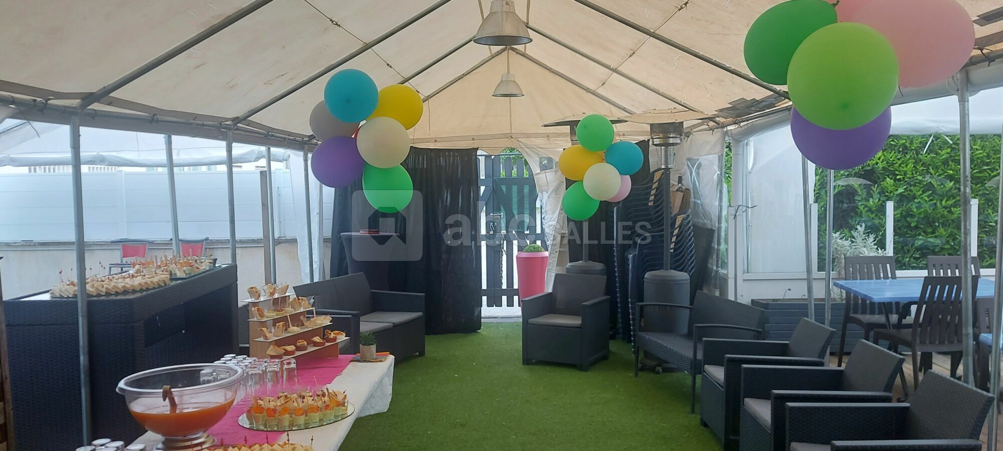 Restaurant Open Kfé