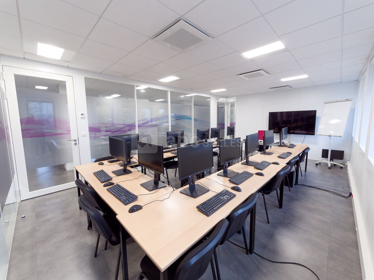 SALLE MIA