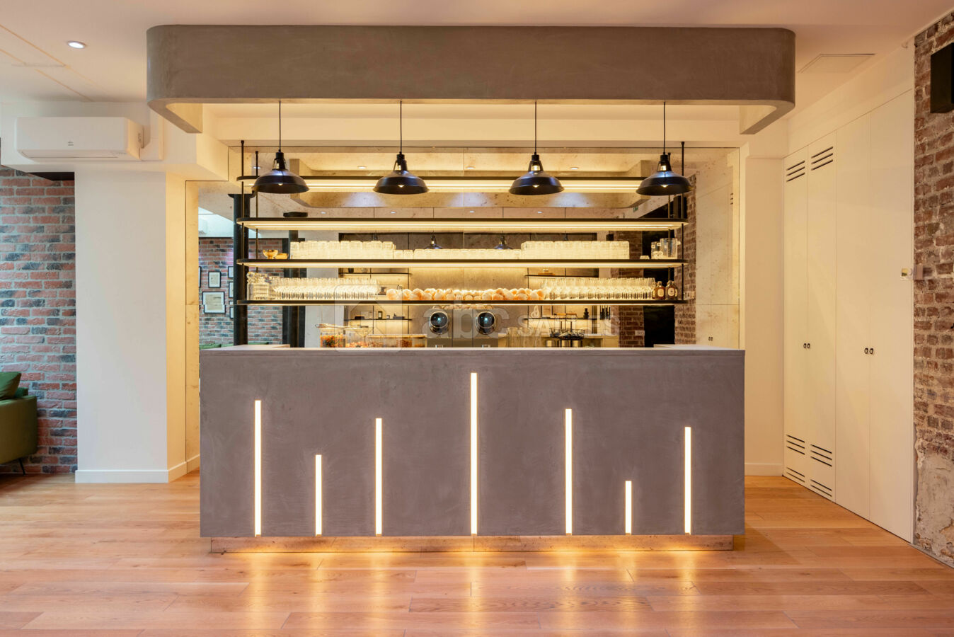 Ecurie-Rez de chausée