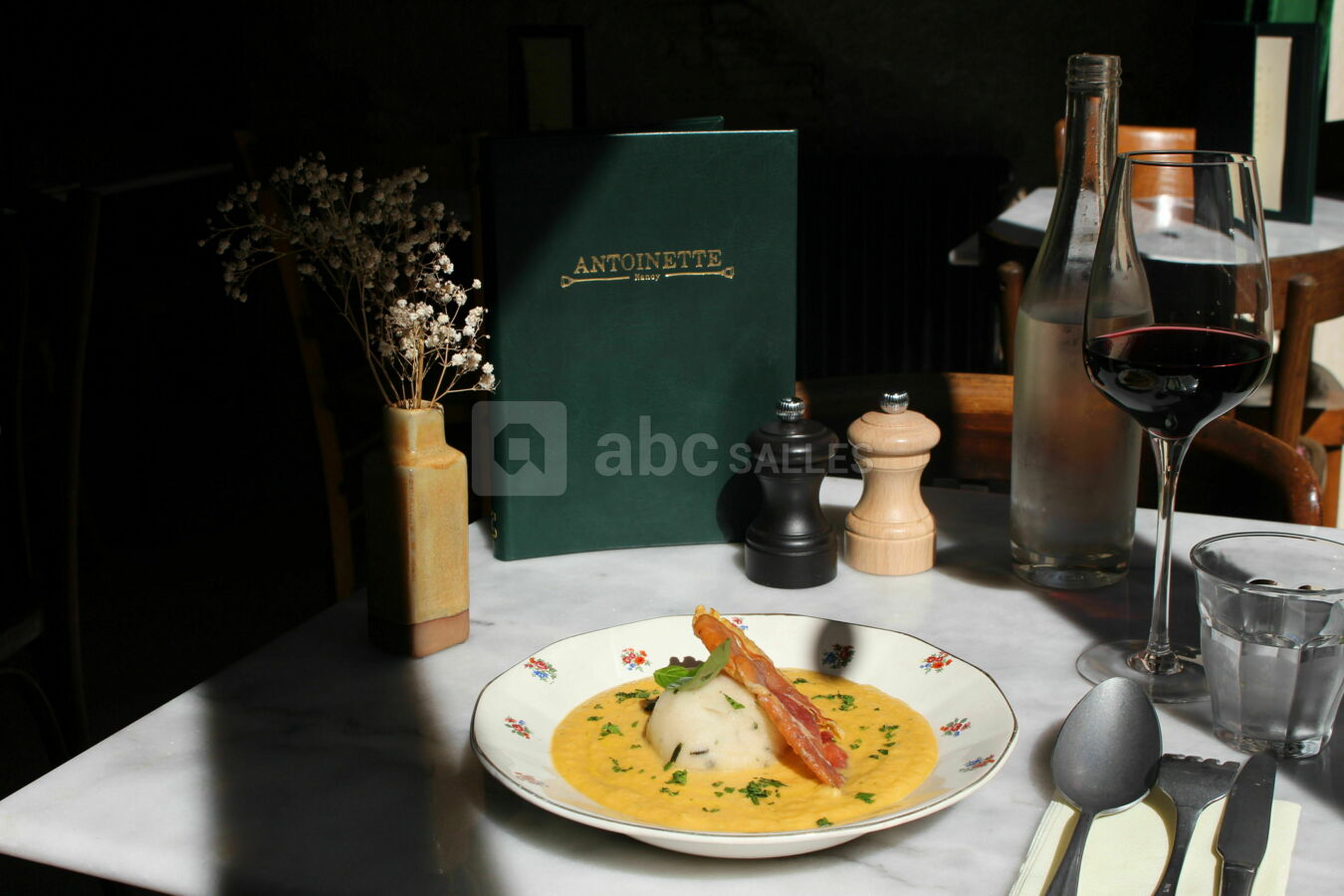 Antoinette restaurant