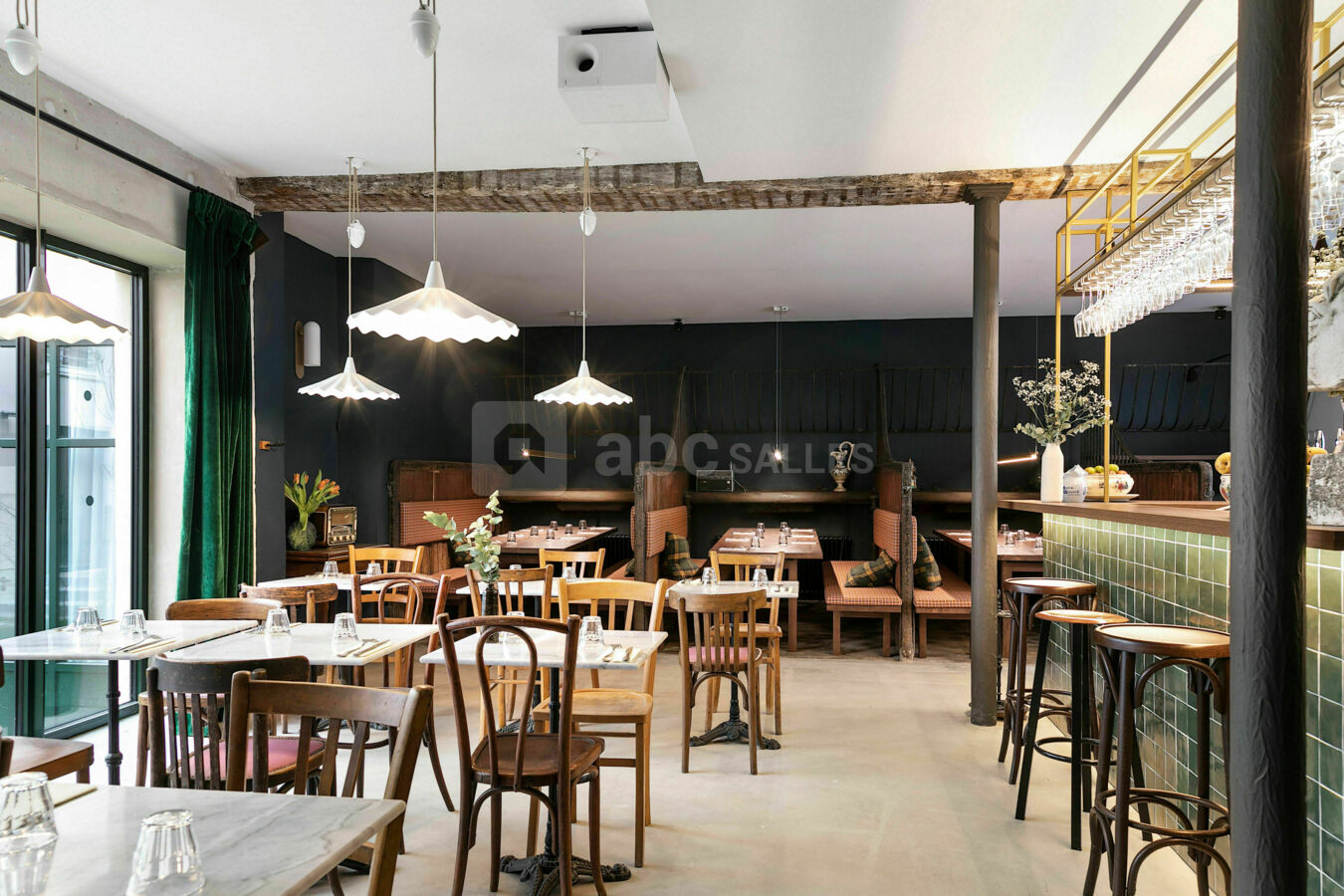 Antoinette restaurant