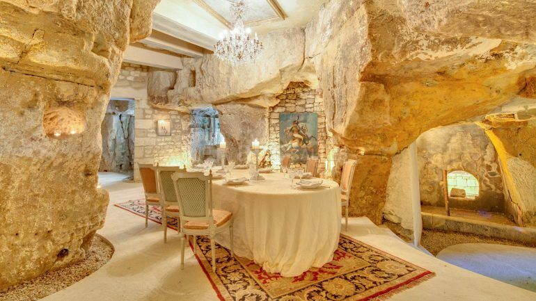 Salle troglodyte
