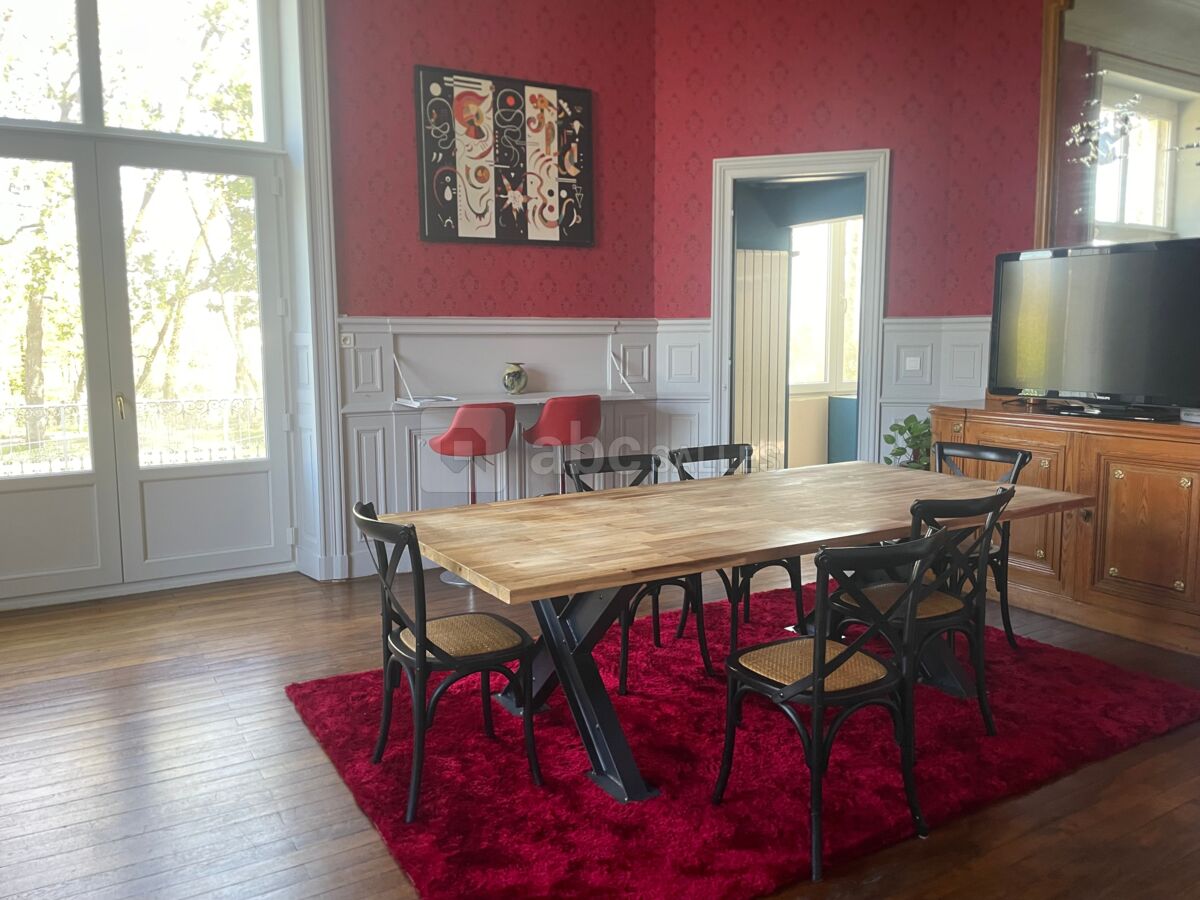 Salon rouge - Réunion
