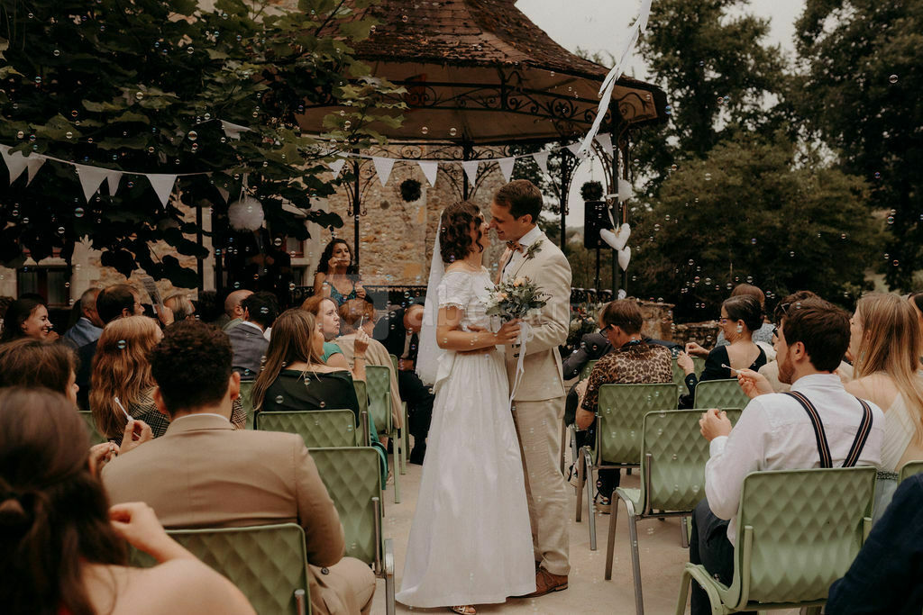 Terrase aménagée lors d'une cérémonie de mariage (photo Diane Barbier)