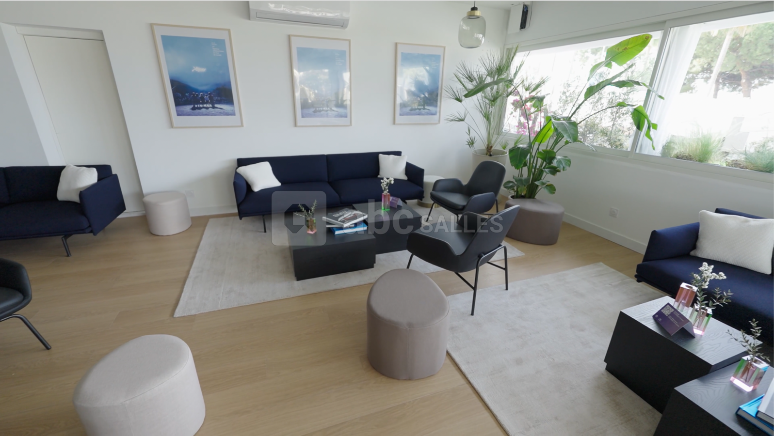 Configuration corporate sur-mesure (espace lounge)