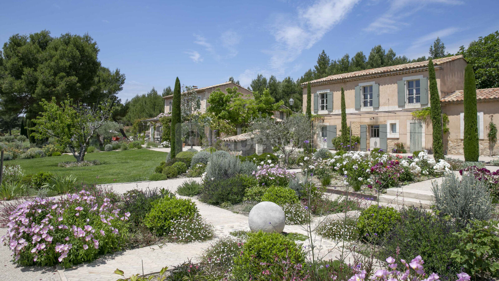 VILLA N°33