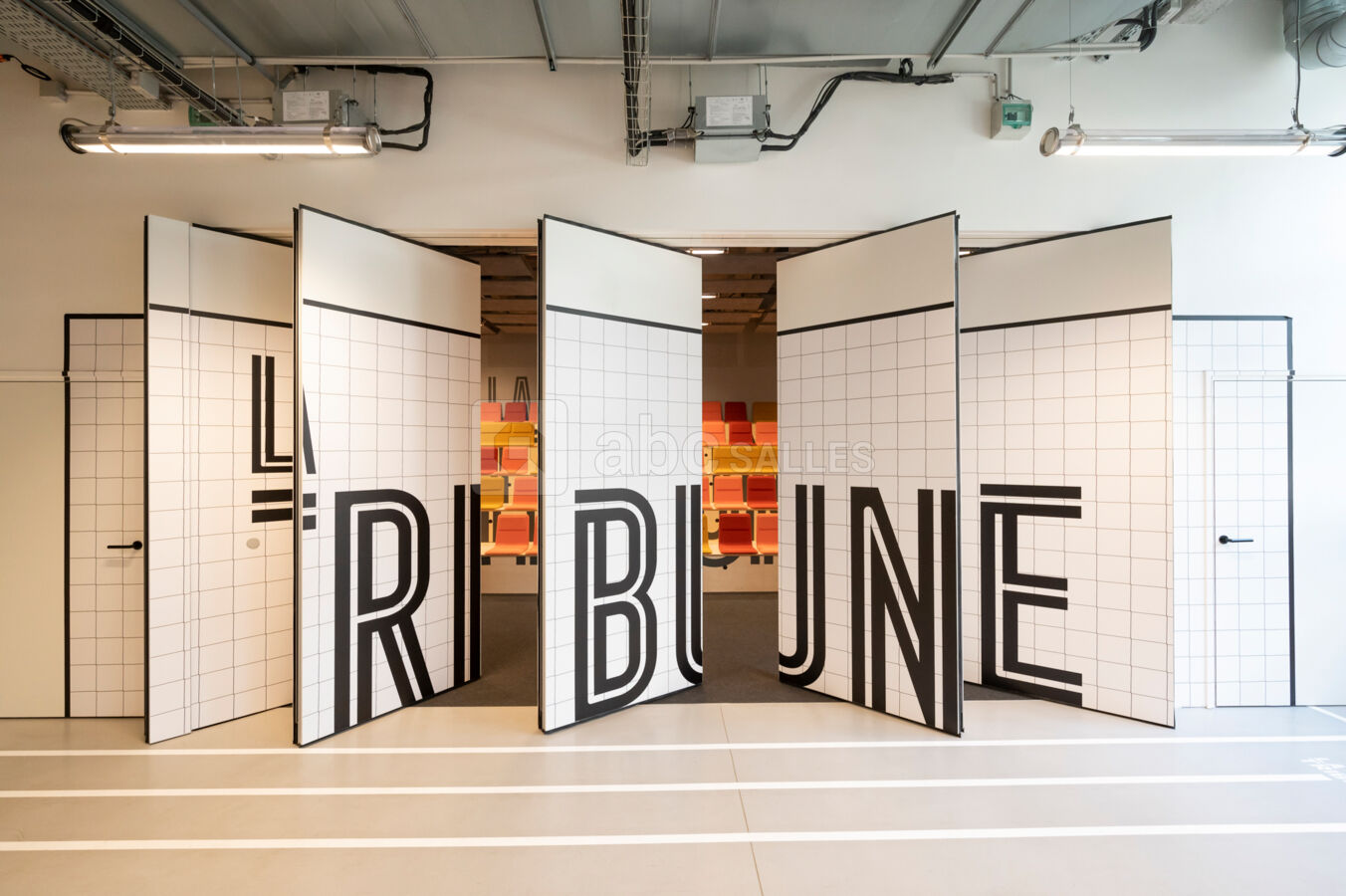 LA TRIBUNE - Amphithéâtre