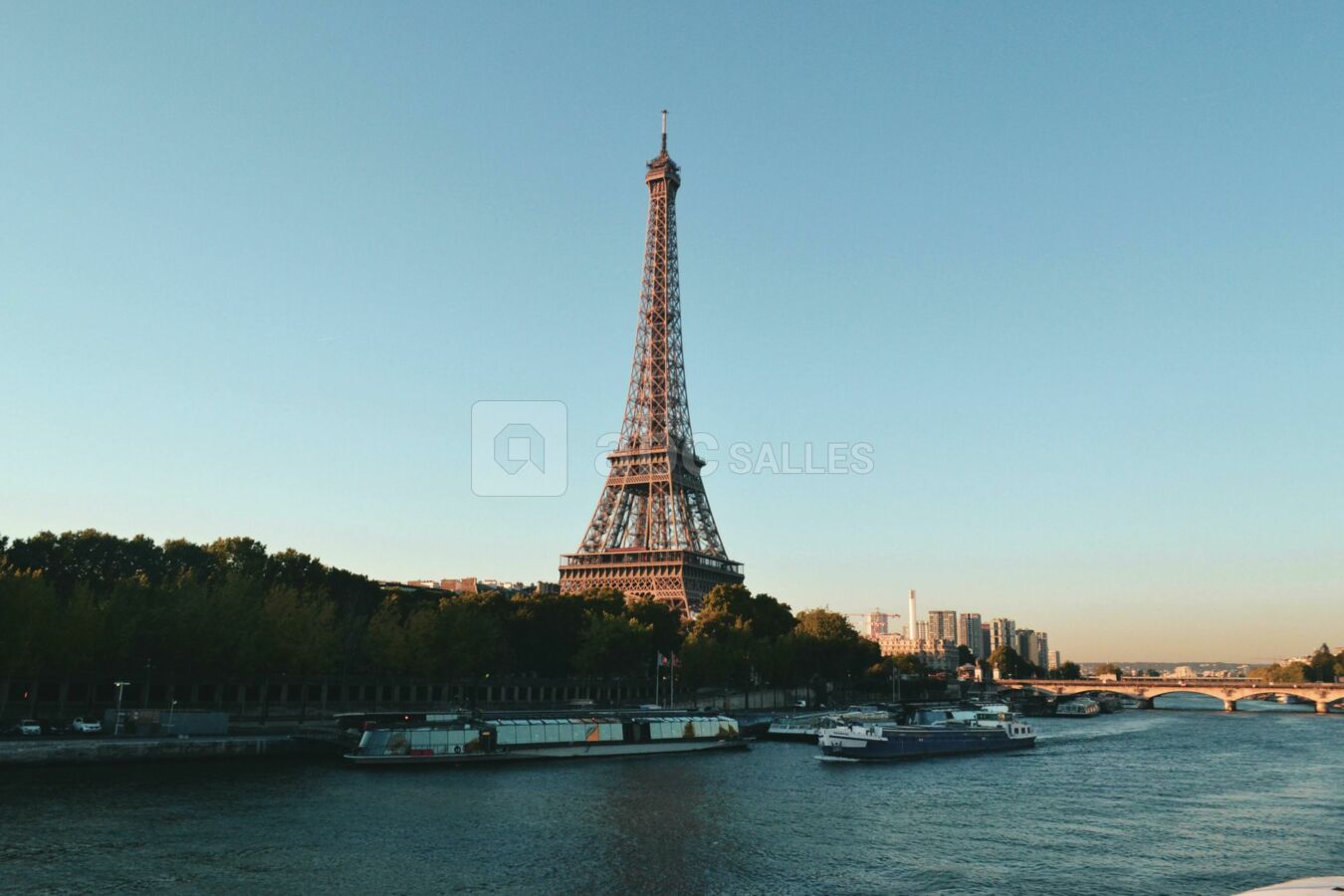 Péniche - Vue Tour Eiffel
