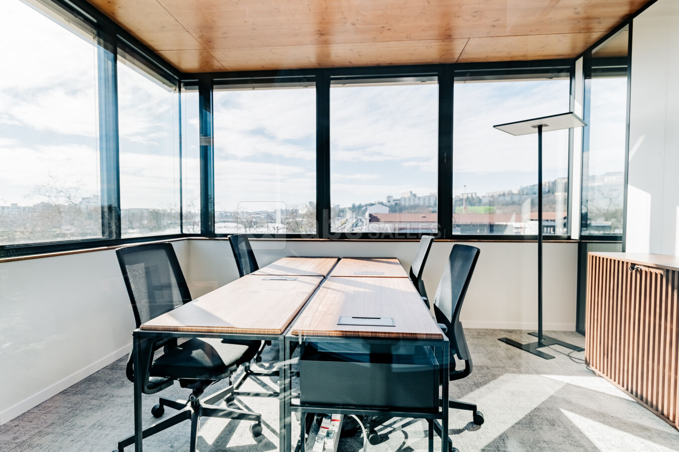 Bureau 4 personnes